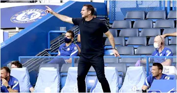 Frank Lampard gestures during his spell as Chelsea boss. Photo: Getty Images.