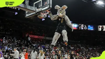 Las Vegas Aces' mascot Buckets dunks at Michelob ULTRA Arena