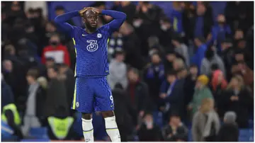 Romelu Lukaku dejected at full time of the Premier League match between Chelsea and Brighton & Hove Albion at Stamford Bridge. Photo by James Williamson.
