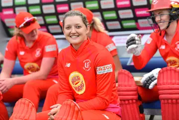 Best female cricket players-Sarah Taylor