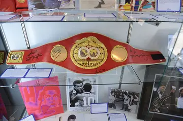 World heavyweight boxing belts
