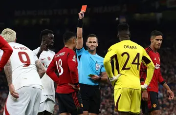 Casemiro is sent off in Manchester United's 3-2 defeat against Galatasaray