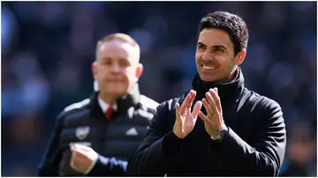 Mikel Arteta, Arsenal, Tottenham Hotspur, North London, England, Premier League.