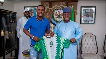 Anxiety As Former Manchester United Star Visits Governor of Kogi State Yahaya Bell