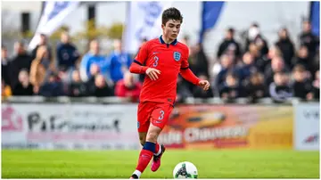 Harry Amass of England during the Final Montaigu Tournament match between England and Japan. Photo by Baptiste Fernandez.