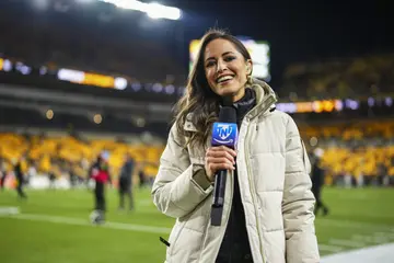 Kaylee Hartung before an NFL football game between the New England Patriots and the Pittsburgh Steelers