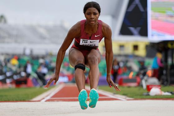 long jump women's world record indoor