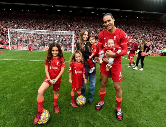 Liverpool Players Wives And Girlfriends 2023 Who Is The Hottest 