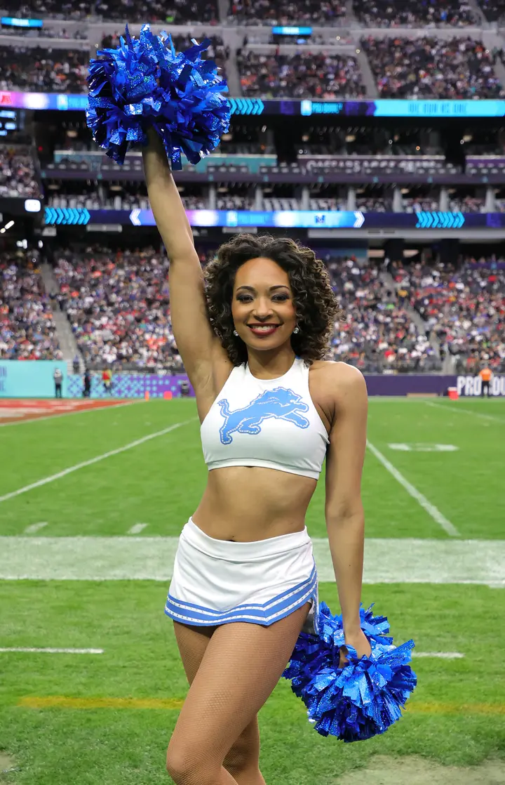 A ranked list of 20 of the most beautiful NFL cheerleaders right now