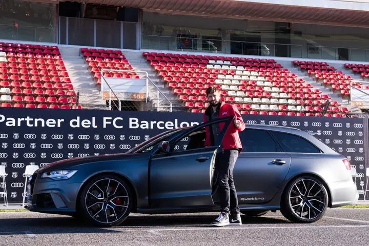 Barcelona players' cars in 2022