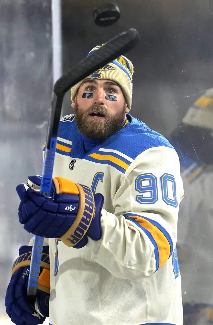 Ryan O'Reilly's net worth, contract, Instagram, salary, house, cars, age,  stats, photos