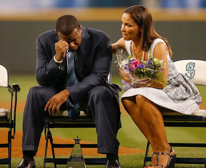 Seattle sports legend Ken Griffey Jr. and wife, Melissa, become latest  members of Sounders Family