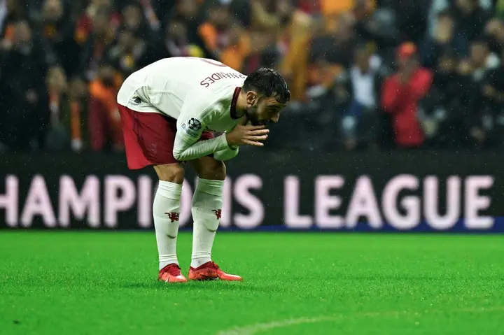 Manchester United's Portuguese midfielder Bruno Fernandes reacts at the end of the 3-3 Champions League draw with Galatasaray