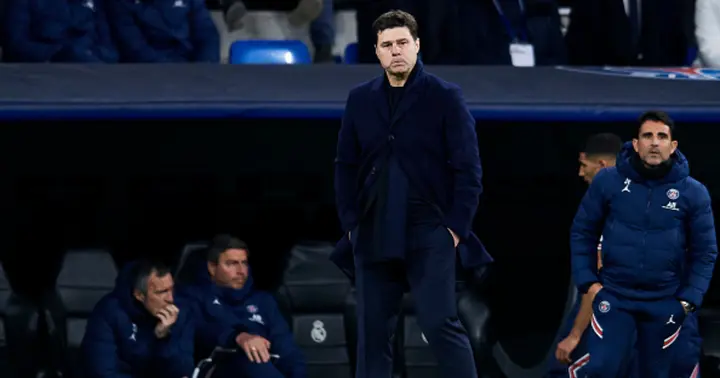 Mauricio Pochettino looks dejected during the French Ligue 1 match between Paris Saint-Germain and Lille. Photo by Baptiste Fernandez.