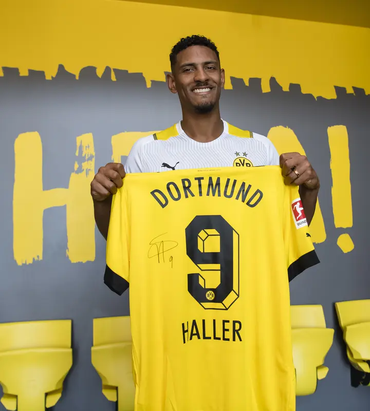 sebastien.haller joins Cristiano Ronaldo (2017-18) as the only