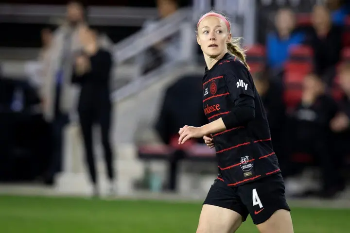 US captain and defender Becky Sauerbrunn will not be part of the American roster that will try to capture a third consecutive Women's World Cup title in the upcoming showdown in Australia and New Zealand, according to multiple reports