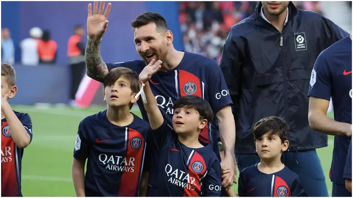 Lionel Messi, PSG, Paris, France, Thiago, Mateo, Ciro.