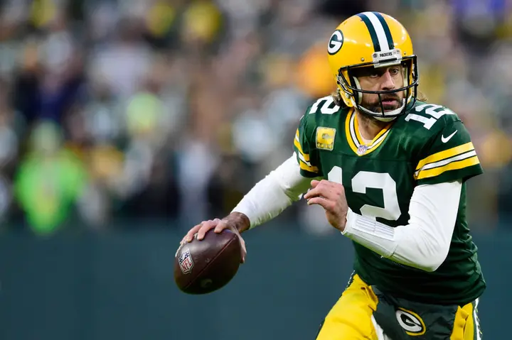 Aaron Rodgers - Age, Bio, Birthday, Family, Net Worth