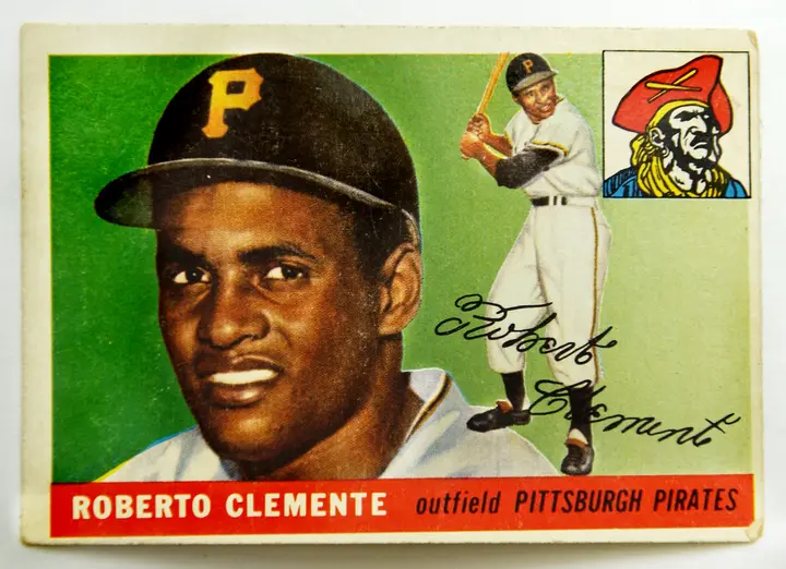 Roberto Clemente Poster for Sale by Liomal