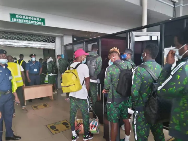 Super Eagles fly to Freetown for return leg against Sierra Leone