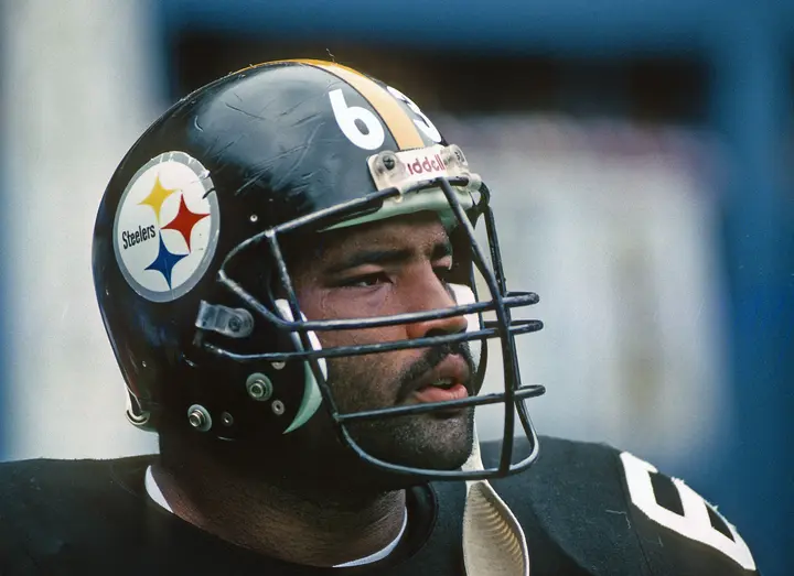 Who are the 20 best NFL centers of all time? A ranked list