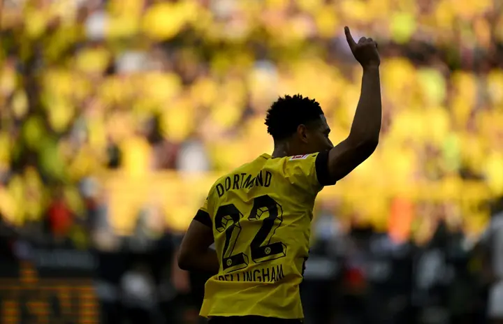 Dortmund midfielder Jude Bellingham celebrates after scoring a penalty to make it 2-0 against Gladbach on Saturday