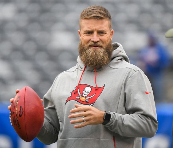 Who is Liza Barber, Ryan Fitzpatrick’s wife? Bio and all the details ...