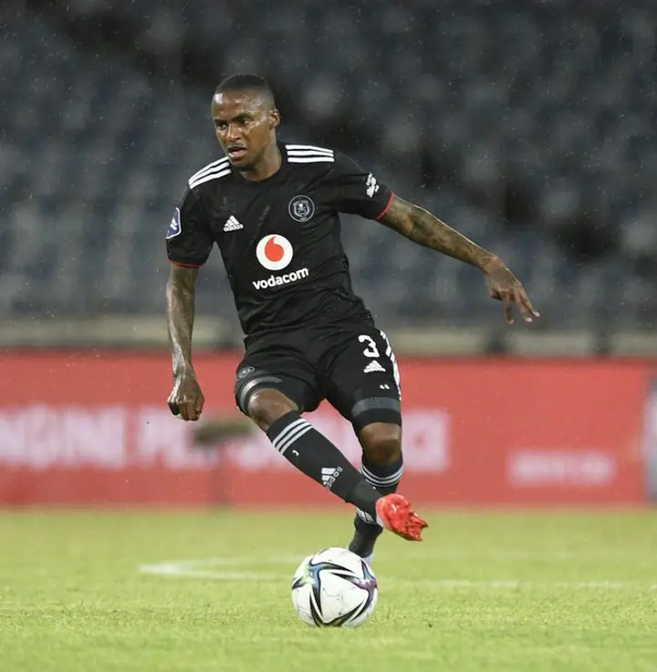 Thembinkosi Lorch's salary, contract, house, cars, wife, age
