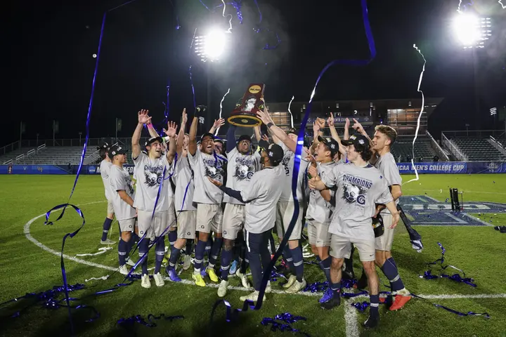  Which are the 10 best soccer colleges in America currently?