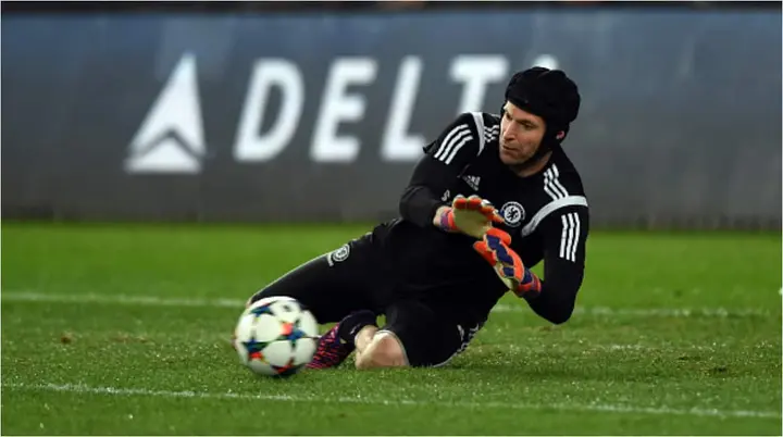 Petr Cech: 38-year-old retired goalkeeper included in Chelsea’s 25-man Premier League squad