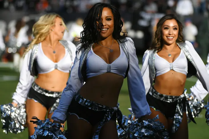 Hottest nfl cheerleaders