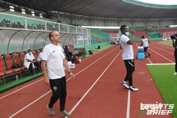 Gernot Rohr and Yobo.