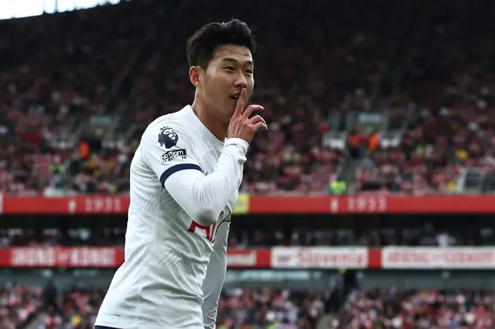 Son Heung-min scored twice as Tottenham drew 2-2 at Arsenal