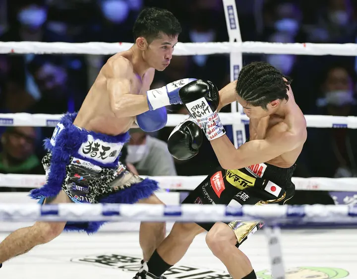 Difference Between MMA and Muay Thai–