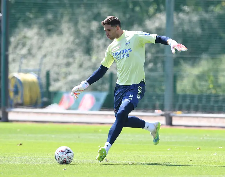 Aston Villa FC - Emiliano Martínez takes the 2022 FIFA World Cup Golden  Glove! 👑